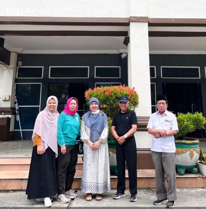 Fun Walk Dalam Rangka Dies Natalis Universitas Hang Tuah Pekanbaru ke-4, Dihadiri Pejabat Ditjen Dikti